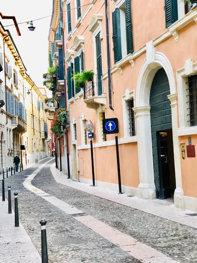 Palazzo Tiolo Apartment Verona Ngoại thất bức ảnh